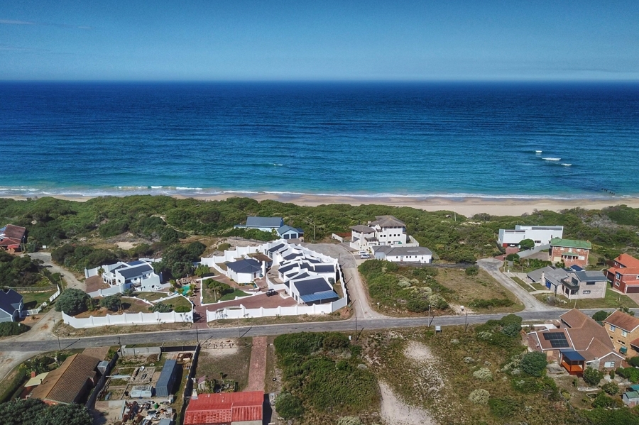 0 Bedroom Property for Sale in Paradise Beach Eastern Cape